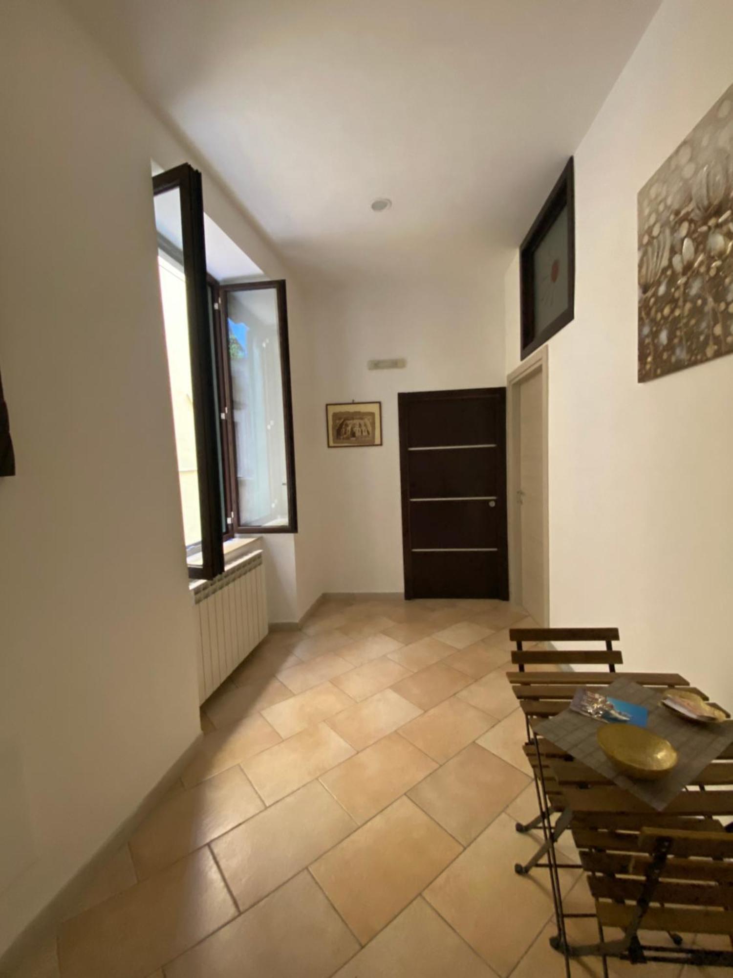 דירות Casa Francy E Carmen Napoli מראה חיצוני תמונה